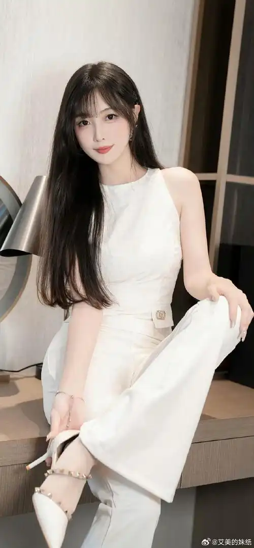 连续记录含羞草叶片开合的观察笔记照片